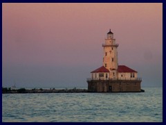 Chicago at sunset - Navy Pier 09 - lighthouse